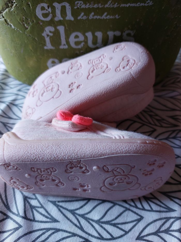 Chaussons neuve - photo numéro 3