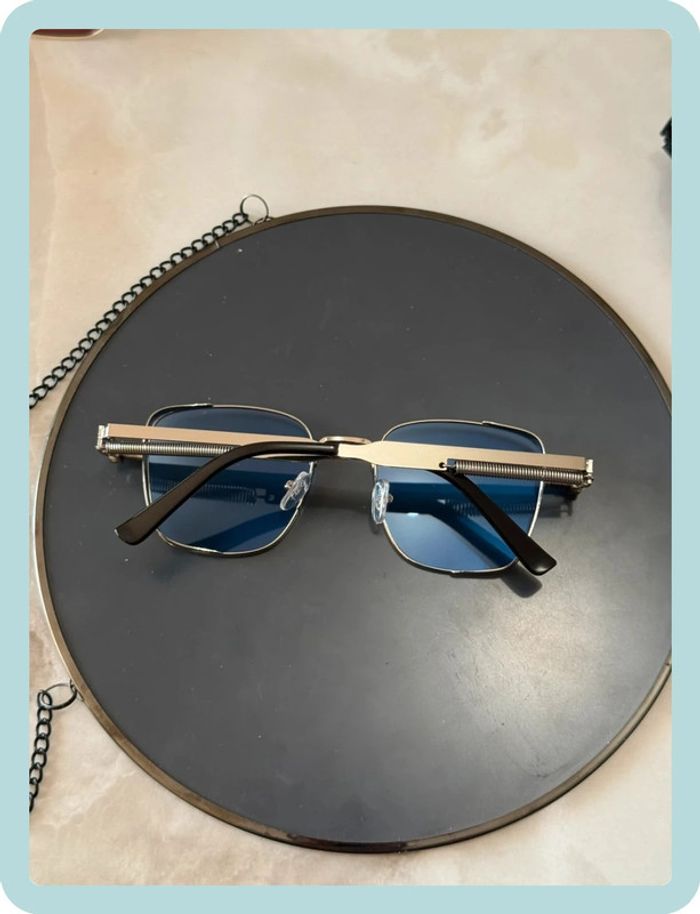 Lunette de soleil bleue/dorée - photo numéro 2
