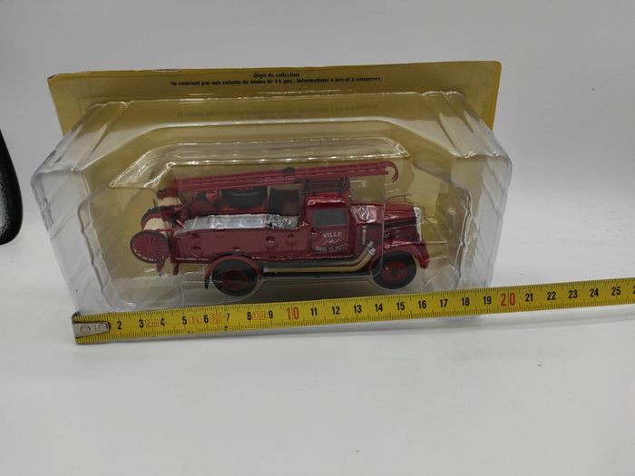 camion de pompier berliet VDM 1/43 - photo numéro 2