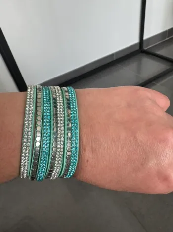 Joli bracelet manchette Rock Star