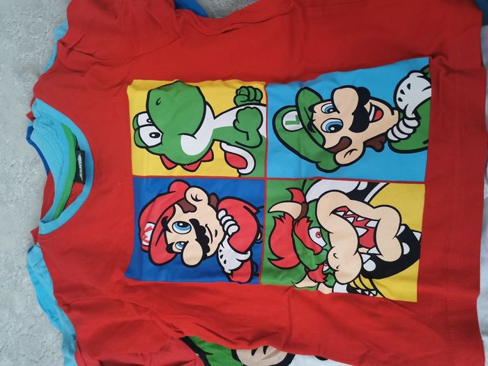 Lot de 5 tee-shirt Mario bon état - photo numéro 8