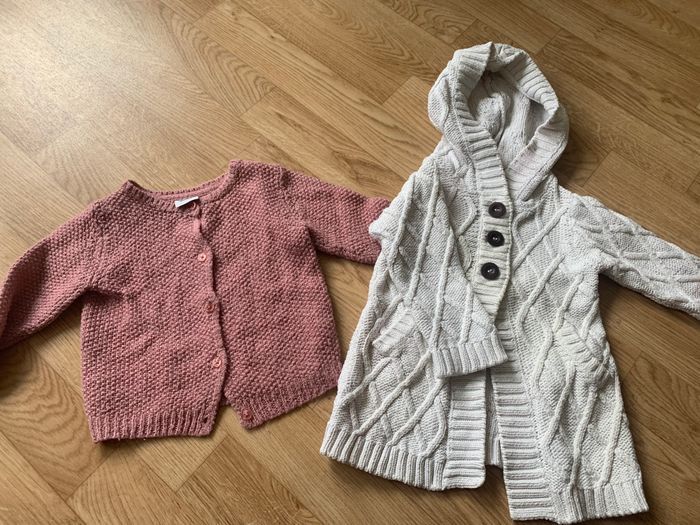 Lot  gilets 18 mois