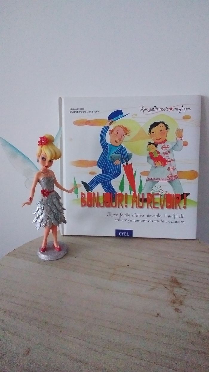 Livre bonjour ! Au revoir !