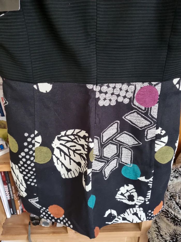 Très  belle robe chic Desigual taille 46 - photo numéro 6