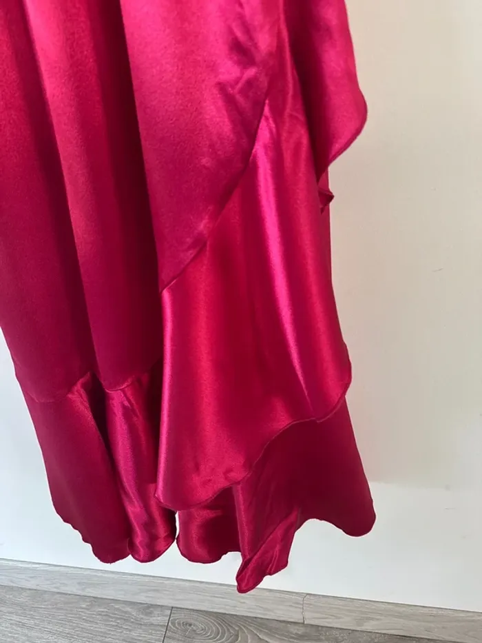 👗 🌻Little Mistress - Taille L- Robe - bordeaux portefeuille à volants - neuf sans étiquette - photo numéro 6