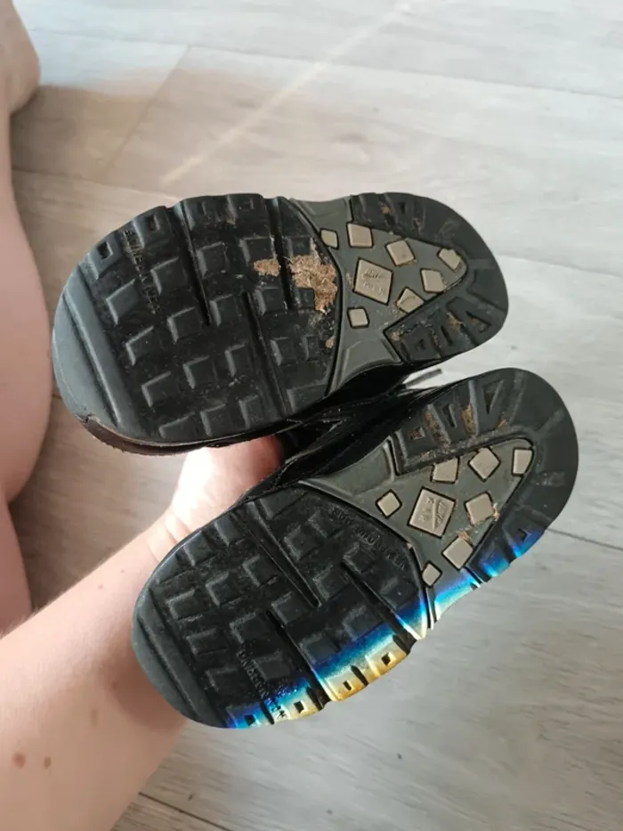 Chaussure abimé - photo numéro 13