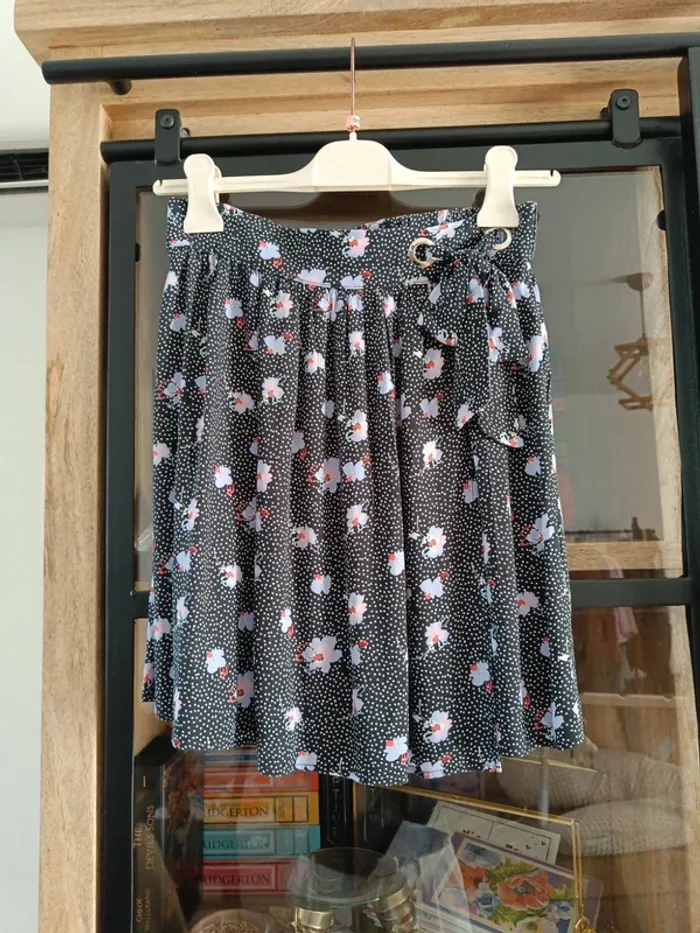 Jupe naf naf à fleur et pois