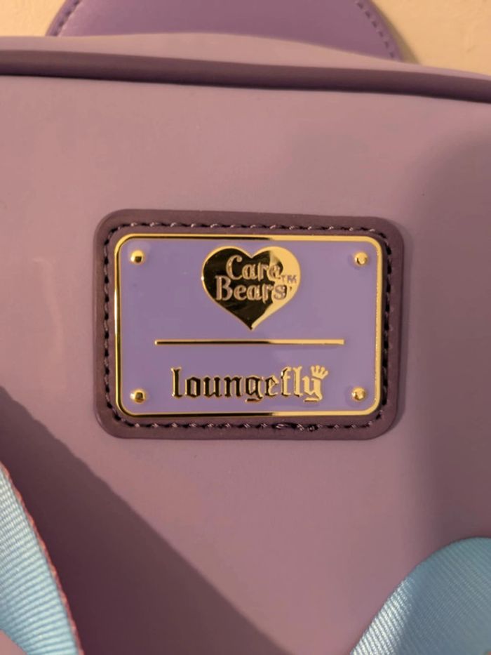 Loungefly sac à bandouliere Les bisounours "cousin cosy heart penguin" - photo numéro 7