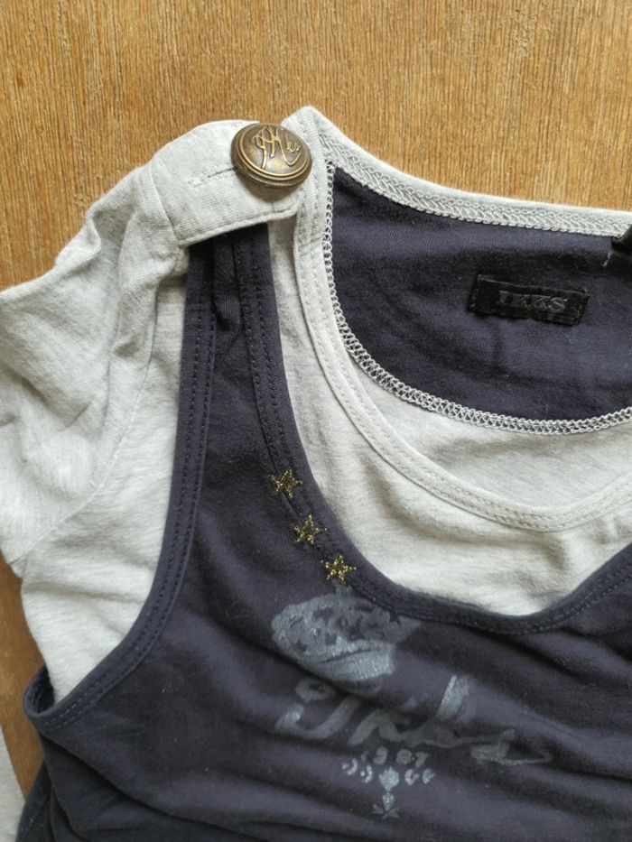 T-shirt superposé ikks 6 ans parfait état - photo numéro 3