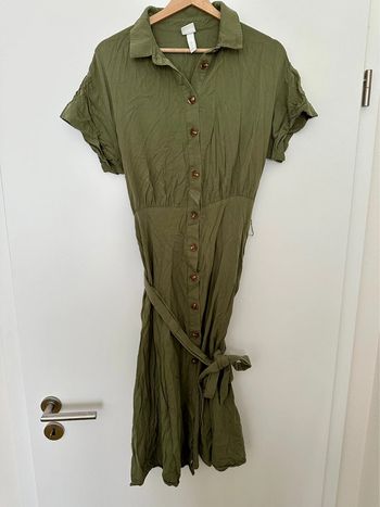 Robe kaki H&M