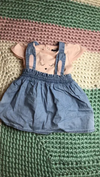 Ensemble robe + t-shirt