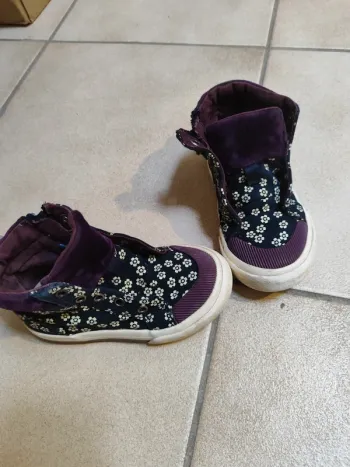 Chaussures violettes