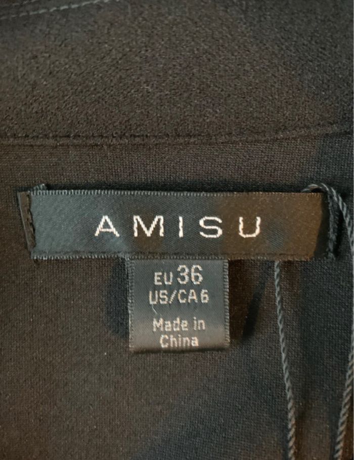 Robe noir - photo numéro 7