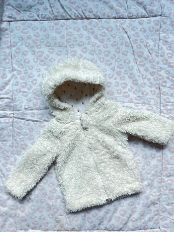 Veste moumoute blanche 3 mois Orchestra