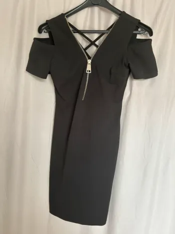 Robe noir