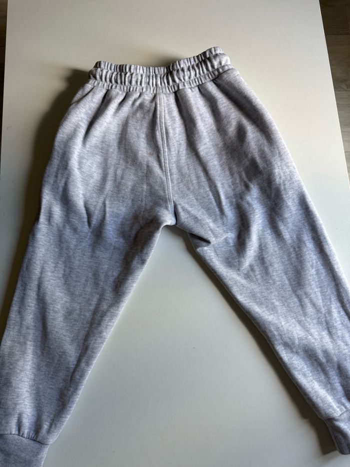 Sublime ensemble Hugo boss 5 ans - photo numéro 5
