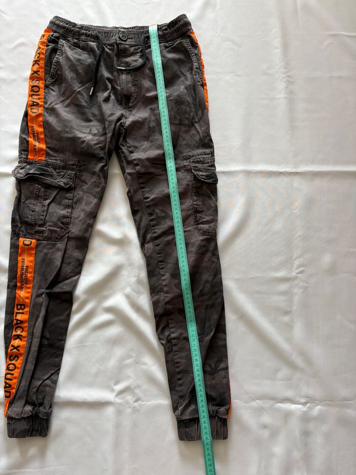 Cargo à motif militaire avec bandes oranges - SMOG - XS/34 - photo numéro 7