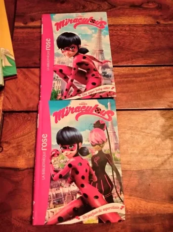 Lot de 2 livres miraculous bibliothèque rose 8/10 ans 96 pages hachette jeunesse