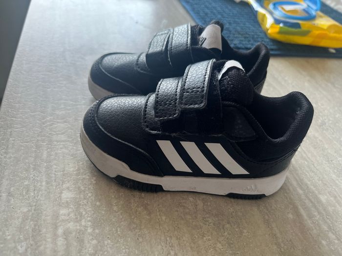 Adidas - photo numéro 2