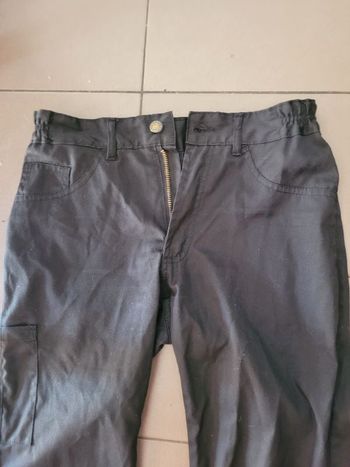 Pantalon élastiques sur les cotes taille 36/38