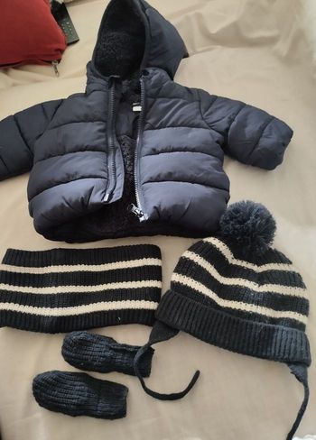 Ensembles manteau, écharpe, gant et bonnet