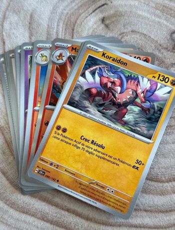 Lot 20 cartes Pokémon PAF et SCR