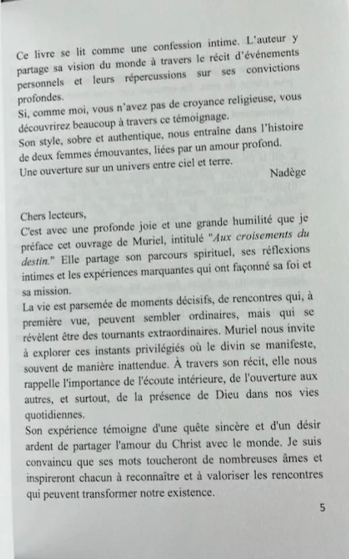 Livre Aux croisements du destin - photo numéro 2