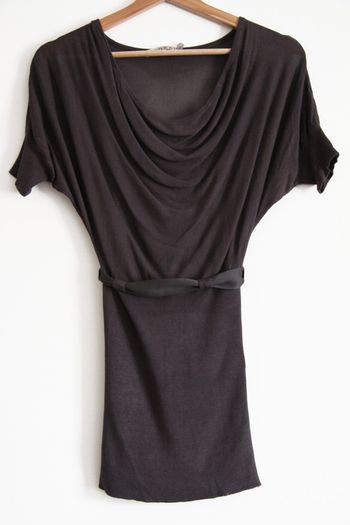 Neuf - Top Kookai marron glacé foncé, col bénitier, et large base élastiquée taille 1