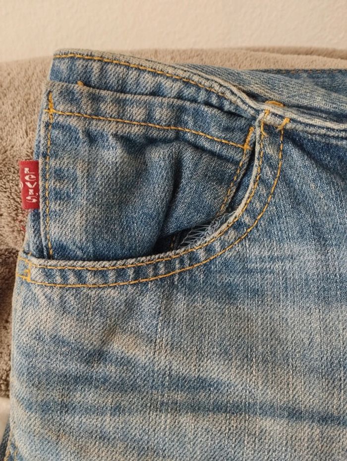 Levis bleu ciel - photo numéro 3