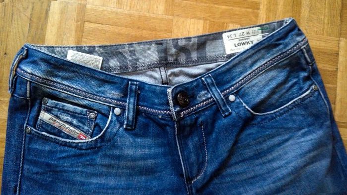 Jean's  Diesel W27-L34 effet use - photo numéro 2