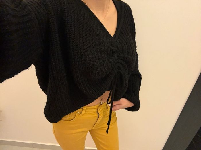 Pull noir taille unique