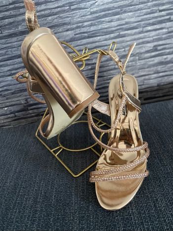Chaussures nu pieds à lanières or rose 36 Adluum