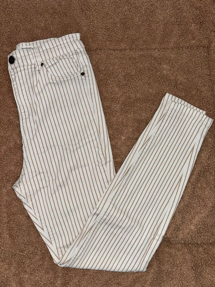 Jean à rayures marron/blanc