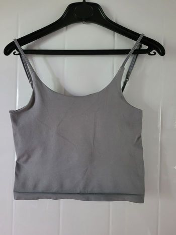 Top court taille XS Pull&bear