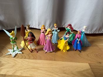 Lot de 10 princesses bullyland Disney