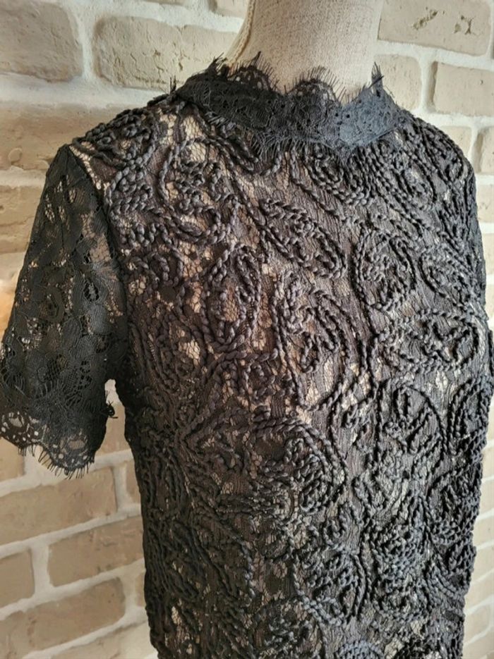 Blouse en dentelle noire Zara - Neuve avec étiquette - photo numéro 7
