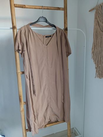Jolie robe beige camel Burton avec ceinture taille 44