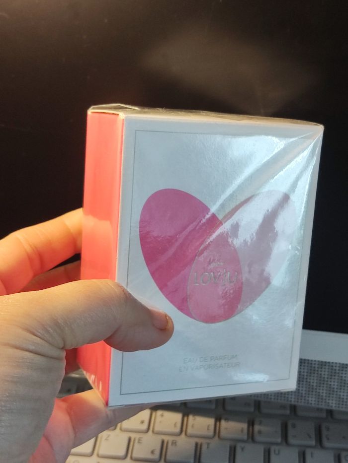Eau de parfum "Love U" (Avon) - photo numéro 4