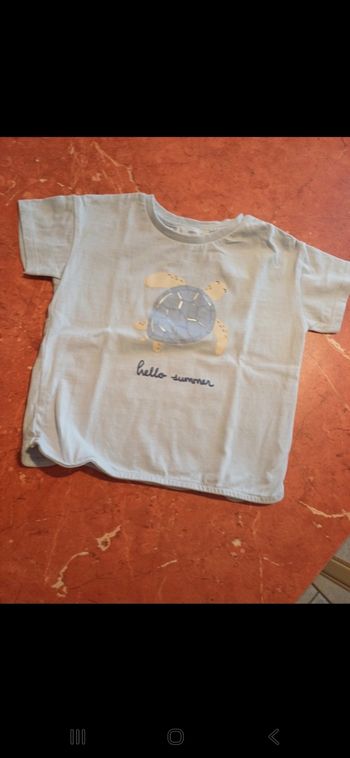 T.shirt bébé taille 12 mois
