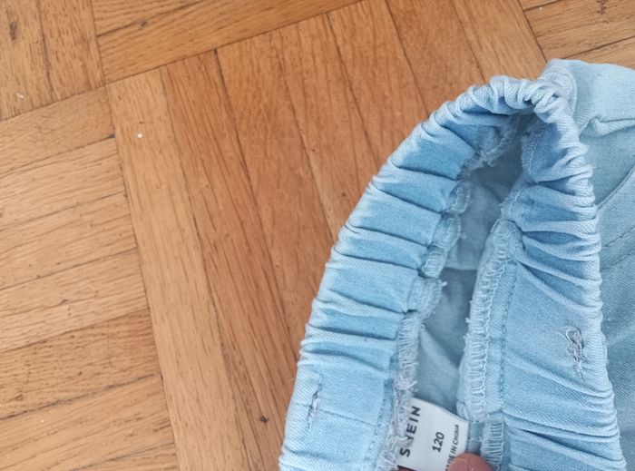 Short fille - photo numéro 2