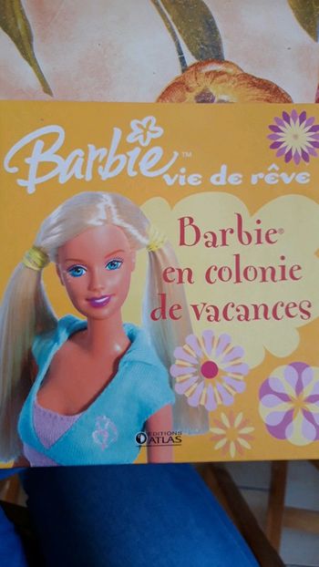 Barbie - barbie en colonie de vacances