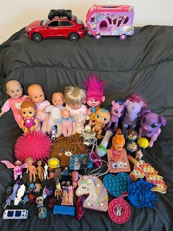 Lots jouets fille