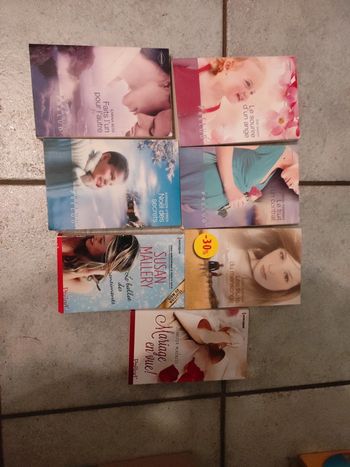 Lot de 7 livres harlequin prelud