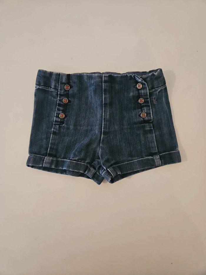 Short jean