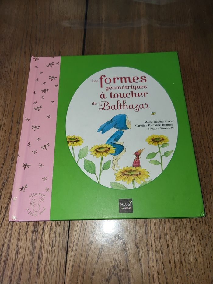 Livre à toucher les formes géométrique - photo numéro 5