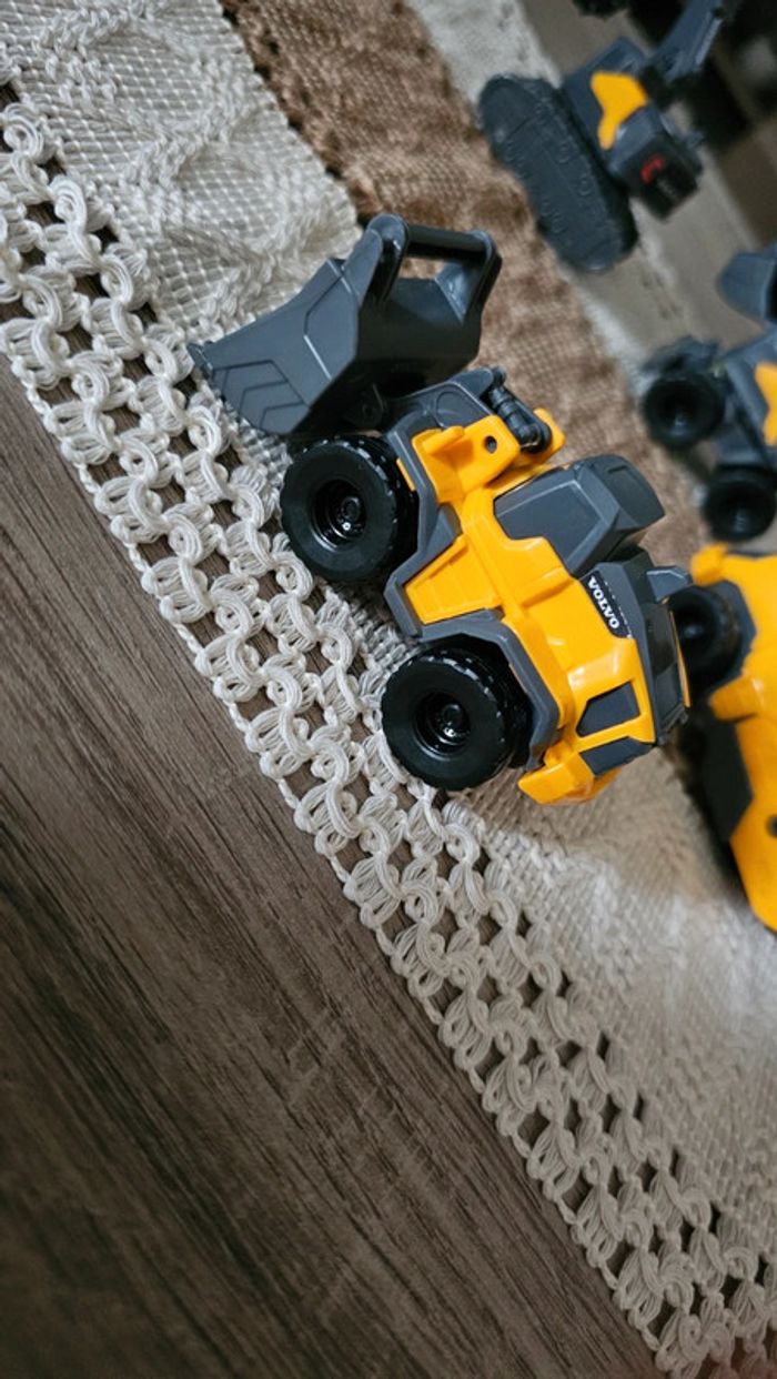 Lot de 5 véhicules chantier - photo numéro 3