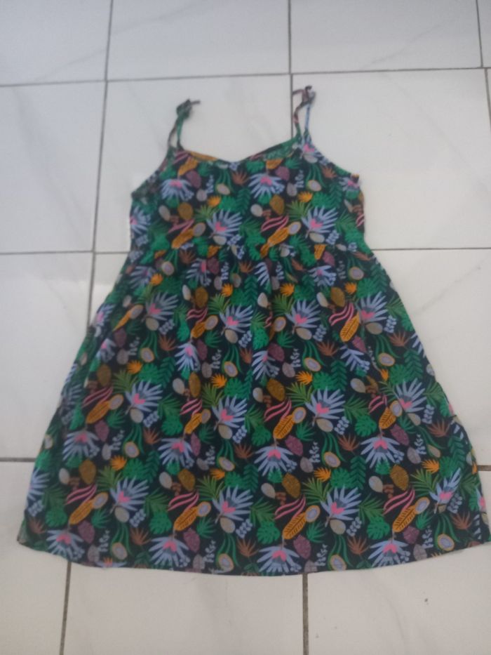 Robe d ete a bretelle fille taille 12 ans motifs feuilles en coton