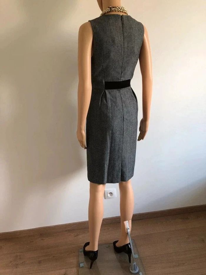 Robe d'hiver grise et noire neuve sans manches Fever London taille 38 - photo numéro 10