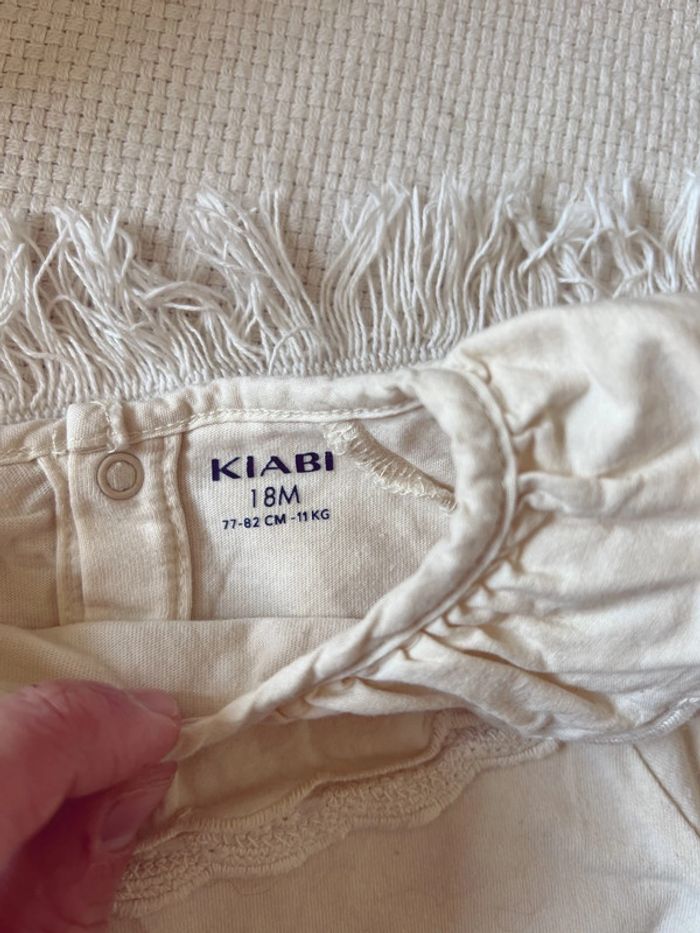 Ensemble Kiabi salopette et tee-shirts avec col broderie 18 mois - photo numéro 6