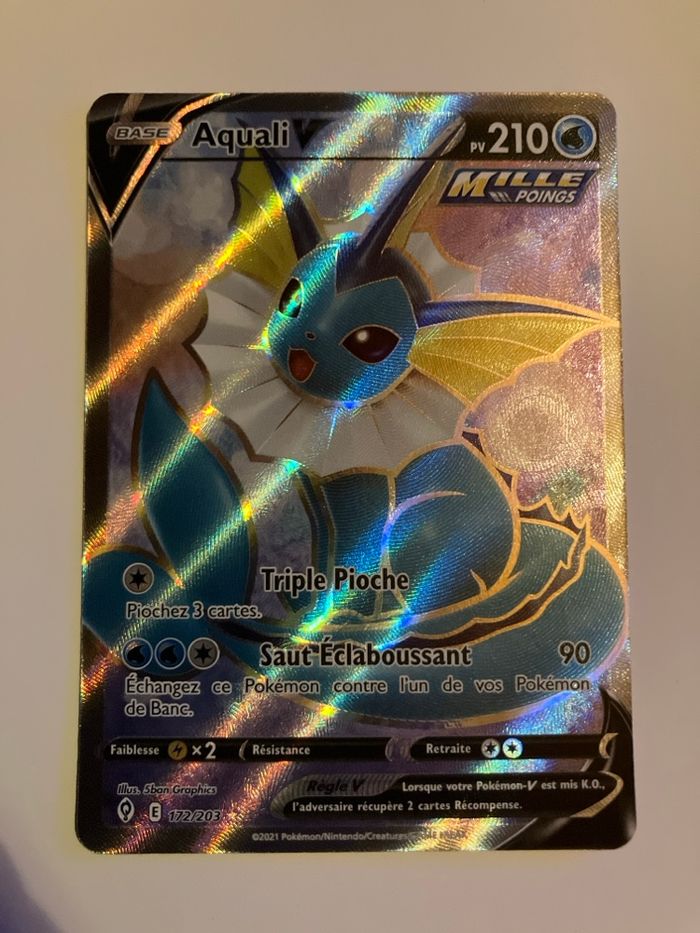 Carte pokemon Aquali V full art